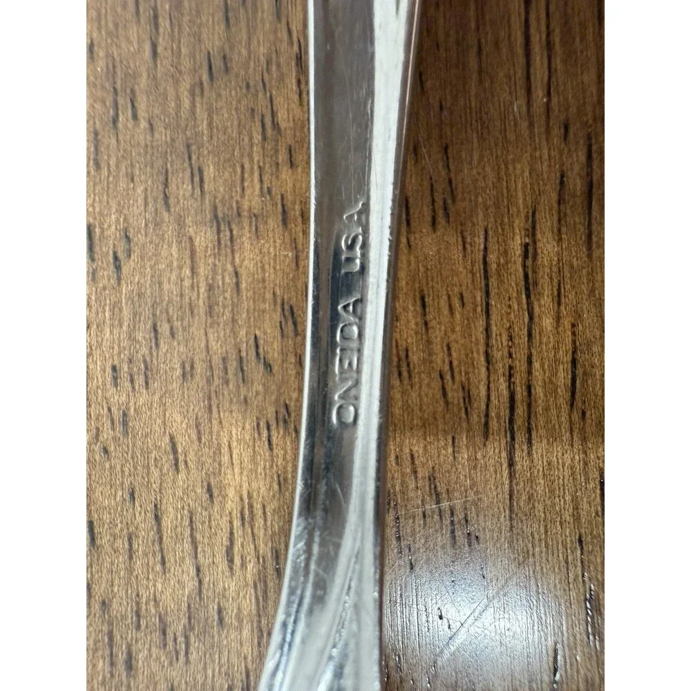 ONEIDA Oneida USA Stainless Steel Silver Fork Solid Handle Dishwasher Safe